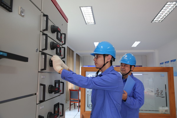 國網(wǎng)寧?？h供電公司：新型智能配電柜上線 助推用電側(cè)數(shù)字化轉(zhuǎn)型