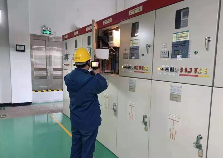 國網(wǎng)慈溪市供電公司用心巡視、及時消缺確保電網(wǎng)安全穩(wěn)定運(yùn)行