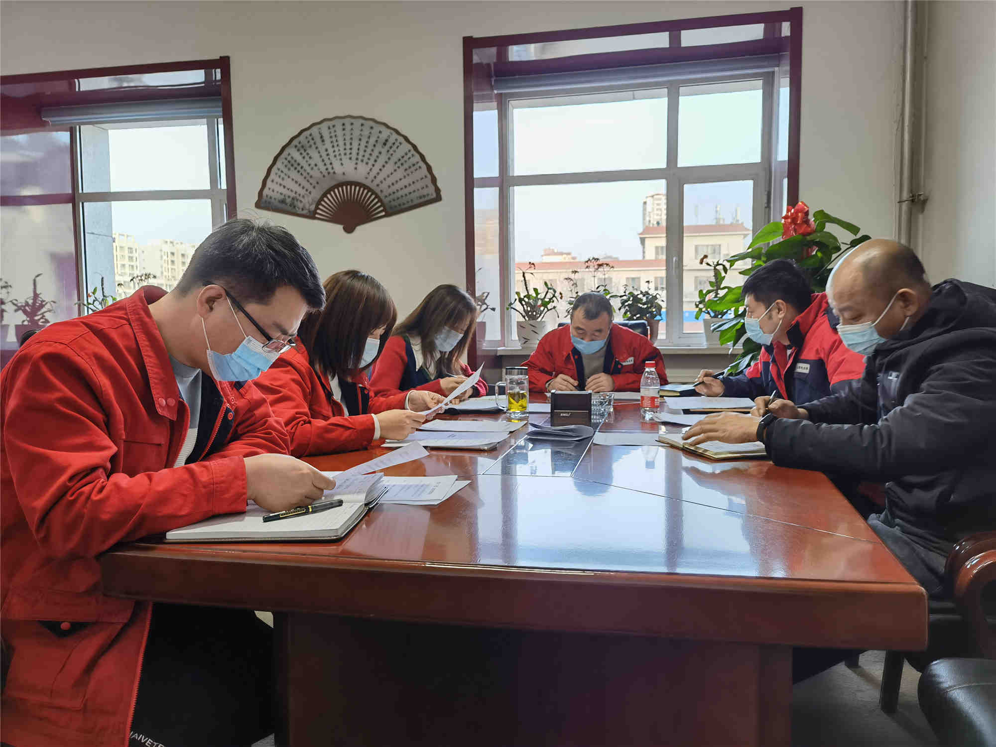 烏海電業(yè)局農(nóng)電處：對標(biāo)工作標(biāo)準(zhǔn)，定員定崗定細(xì)則