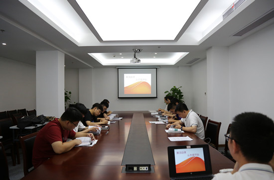 國網(wǎng)寧波奉化區(qū)供電:扣好從業(yè)“第一粒紐扣”,開啟新員工廉潔守護