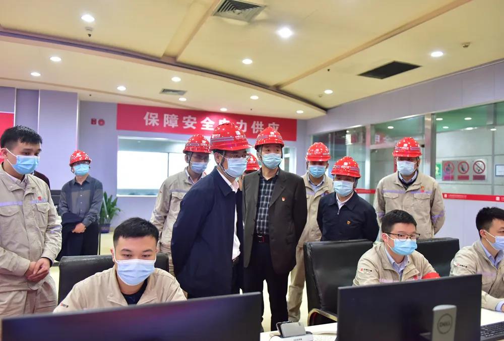 華銀電力賀子波、陳自強(qiáng)一行到湘潭發(fā)電公司調(diào)研