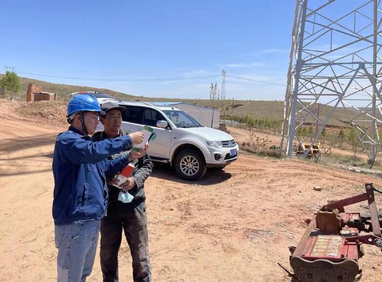 烏海超高壓供電公司：與外力破壞作斗爭(zhēng)，嚴(yán)守線路安全