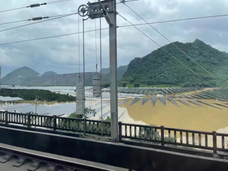 地面電站秒變漂浮電站，又一光伏電站被水淹！