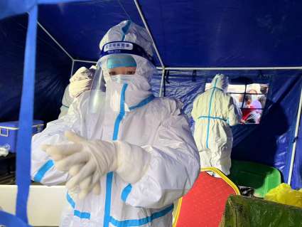 黨旗在漠南一線飄揚(yáng),先鋒在北疆一線堅(jiān)守