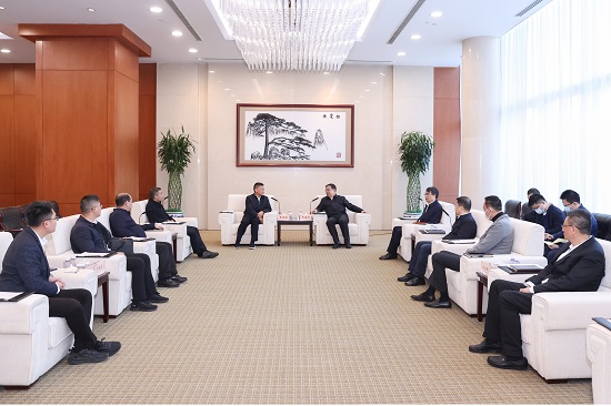 鄧建玲會見福建省政協(xié)副主席、漳州市委書記張國旺