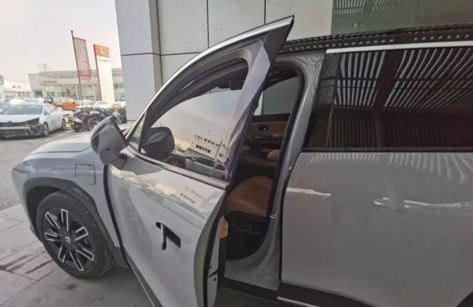 新能源二手車(chē)買(mǎi)賣(mài)，新老車(chē)主的隱私在“裸奔”!