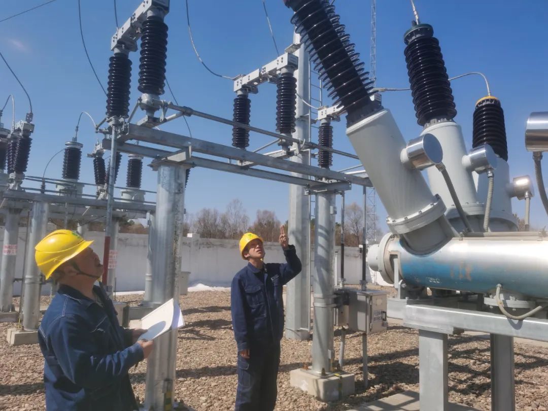 國網(wǎng)漠河供電公司全力確?！拔逡弧蹦印半娏κ恪? width=