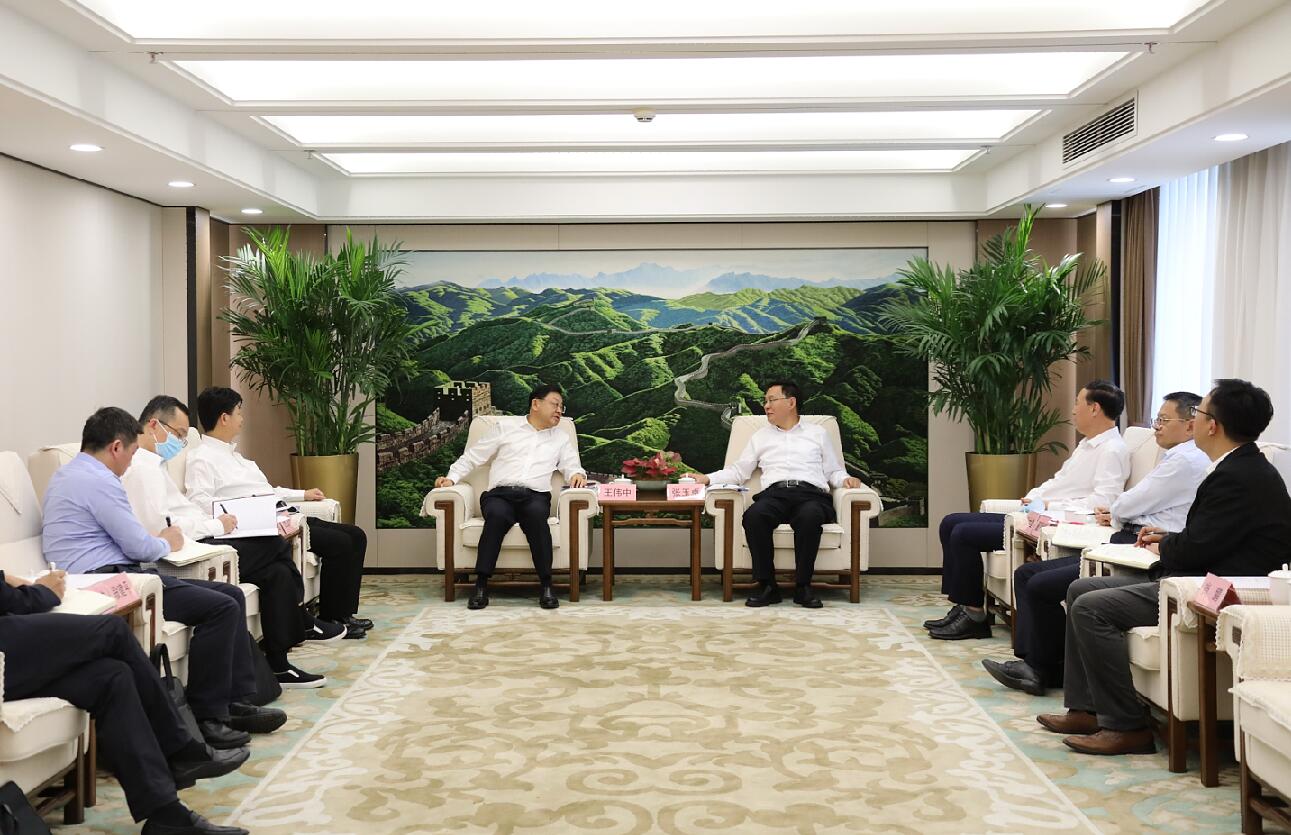 國(guó)資委黨委書記、主任張玉卓會(huì)見(jiàn)廣東省政府主要負(fù)責(zé)同志