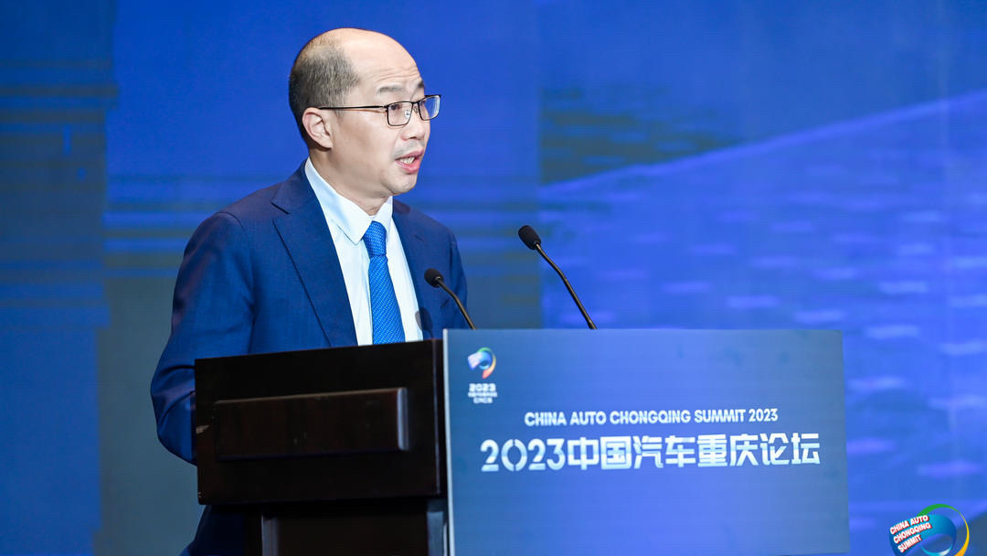 東風(fēng)汽車陳昊：大力實施“轉(zhuǎn)型升級三年行動”，積極搶占新能源汽車發(fā)展制高點
