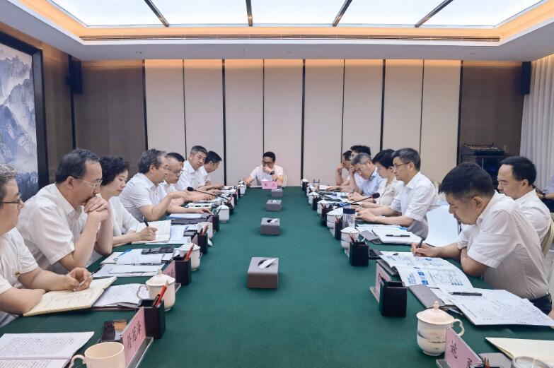 中國能建副總經(jīng)理吳云與襄陽市委副書記、市長王太暉會談