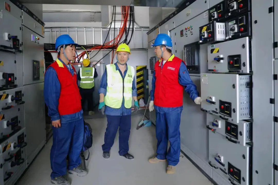 國(guó)網(wǎng)金昌供電公司優(yōu)化電力營(yíng)商環(huán)境 保障企業(yè)用電無憂