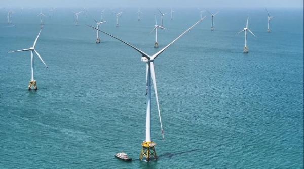 38.41萬(wàn)千瓦時(shí)!全球首臺(tái)16兆瓦海上風(fēng)機(jī)創(chuàng)單機(jī)日發(fā)電量新紀(jì)錄