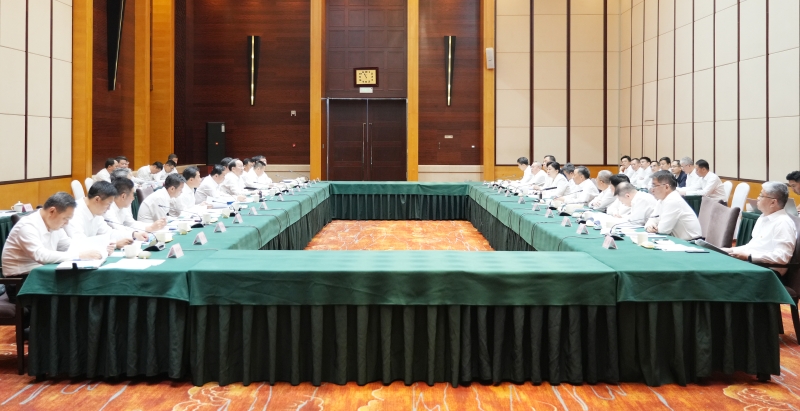 中國(guó)能建黨委書(shū)記、董事長(zhǎng)宋海良拜會(huì)遼寧省委書(shū)記郝鵬、省長(zhǎng)李樂(lè)成