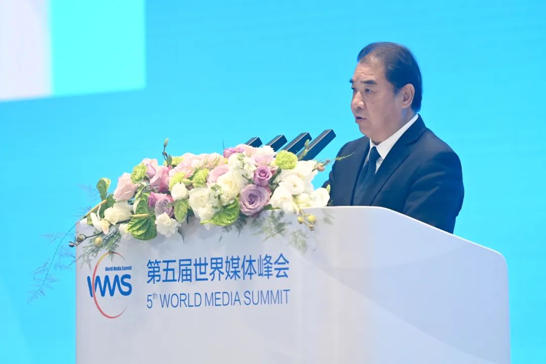 南方電網(wǎng)公司董事長、黨組書記孟振平在第五屆世界媒體峰會上作主旨發(fā)言