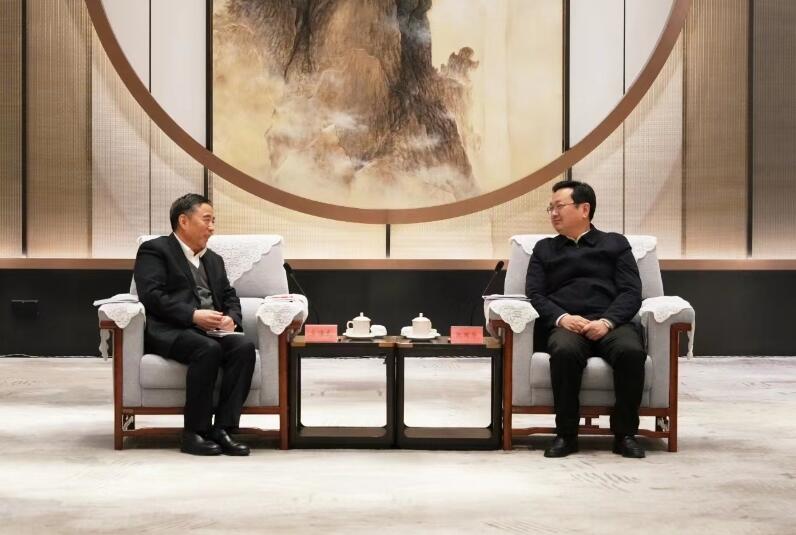 中國能建黨委書記、董事長宋海良拜會河北省委常委，雄安新區(qū)黨工委書記、管委會主任張國華并開展實(shí)地考察