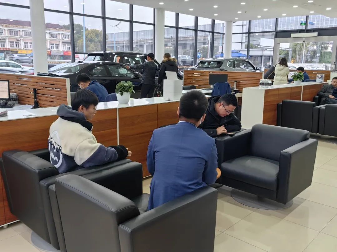 2024年上?！熬G牌”政策出臺(tái)!新能源消費(fèi)市場(chǎng)火熱