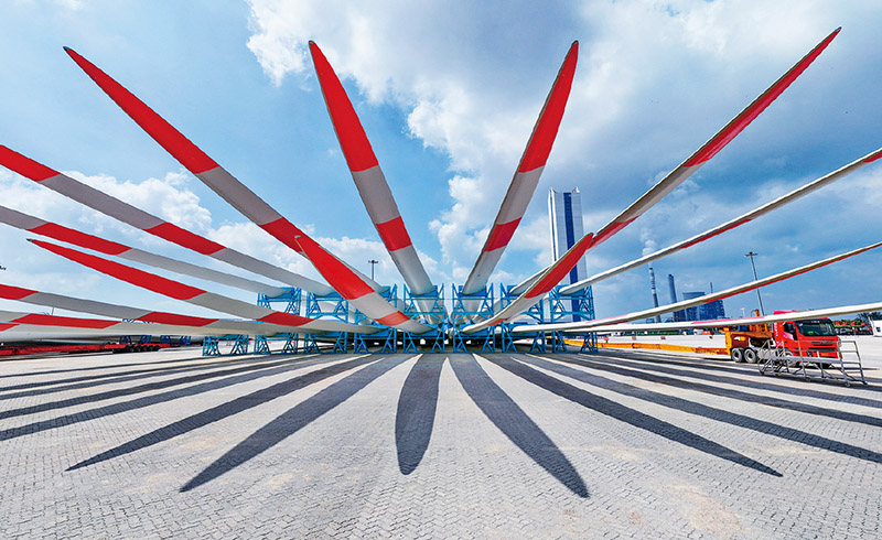 工信部：聚焦光伏、新能源汽車等產(chǎn)業(yè)鏈鍛造一批“殺手锏”技術(shù)