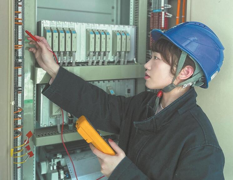 卓穎：干一行專一行，讓運維“跑”在故障前