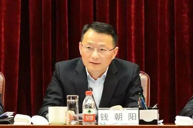 錢朝陽任中國南方電網(wǎng)有限責任公司董事總經(jīng)理、黨組副書記