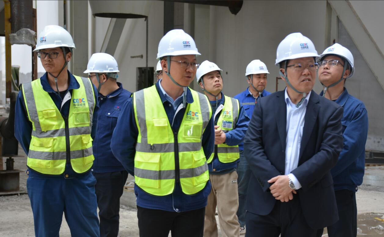 中國(guó)能建建筑集團(tuán)黨委副書(shū)記、總經(jīng)理羅耕能到正寧百萬(wàn)項(xiàng)目指導(dǎo)調(diào)研