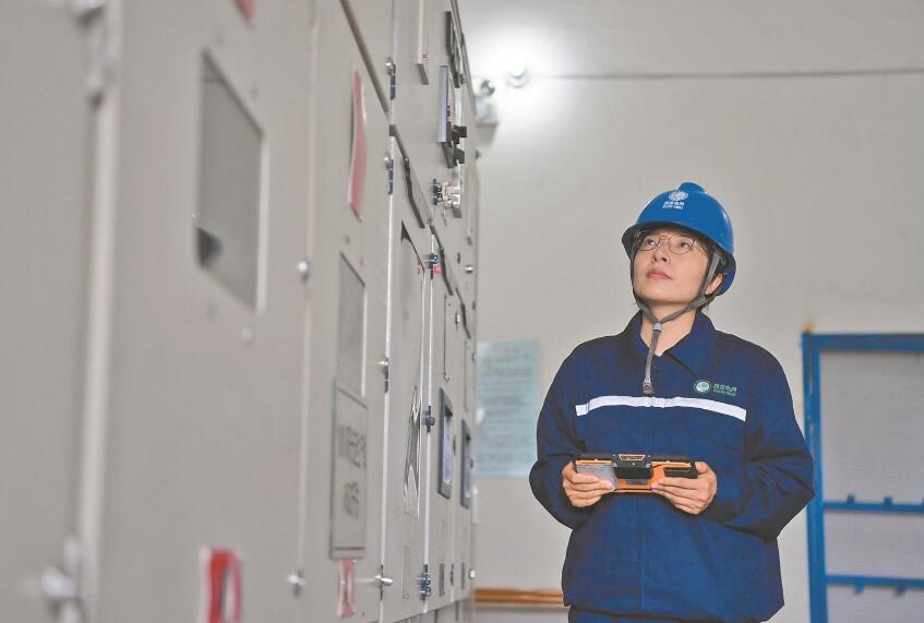 讓數(shù)據(jù)成為服務客戶的“金礦”——記吉林白山供電公司營銷集約管控中心業(yè)務質(zhì)量監(jiān)督與數(shù)據(jù)分析兼質(zhì)量管控班班長賈春賀