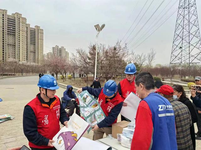 國(guó)網(wǎng)沈陽(yáng)供電公司保護(hù)電力設(shè)施 守護(hù)萬家燈火