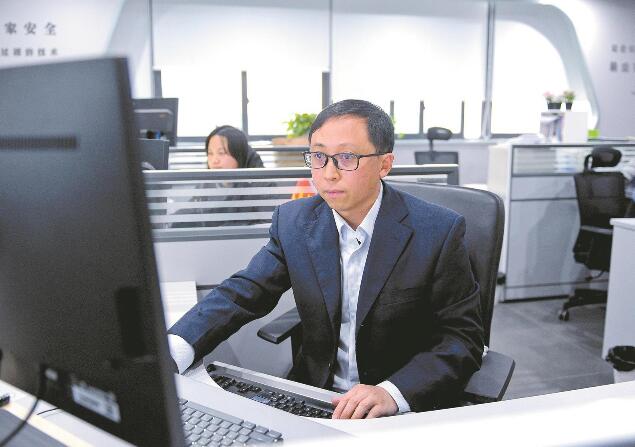 韓世海: 筑牢電力網(wǎng)絡(luò)安全的銅墻鐵壁