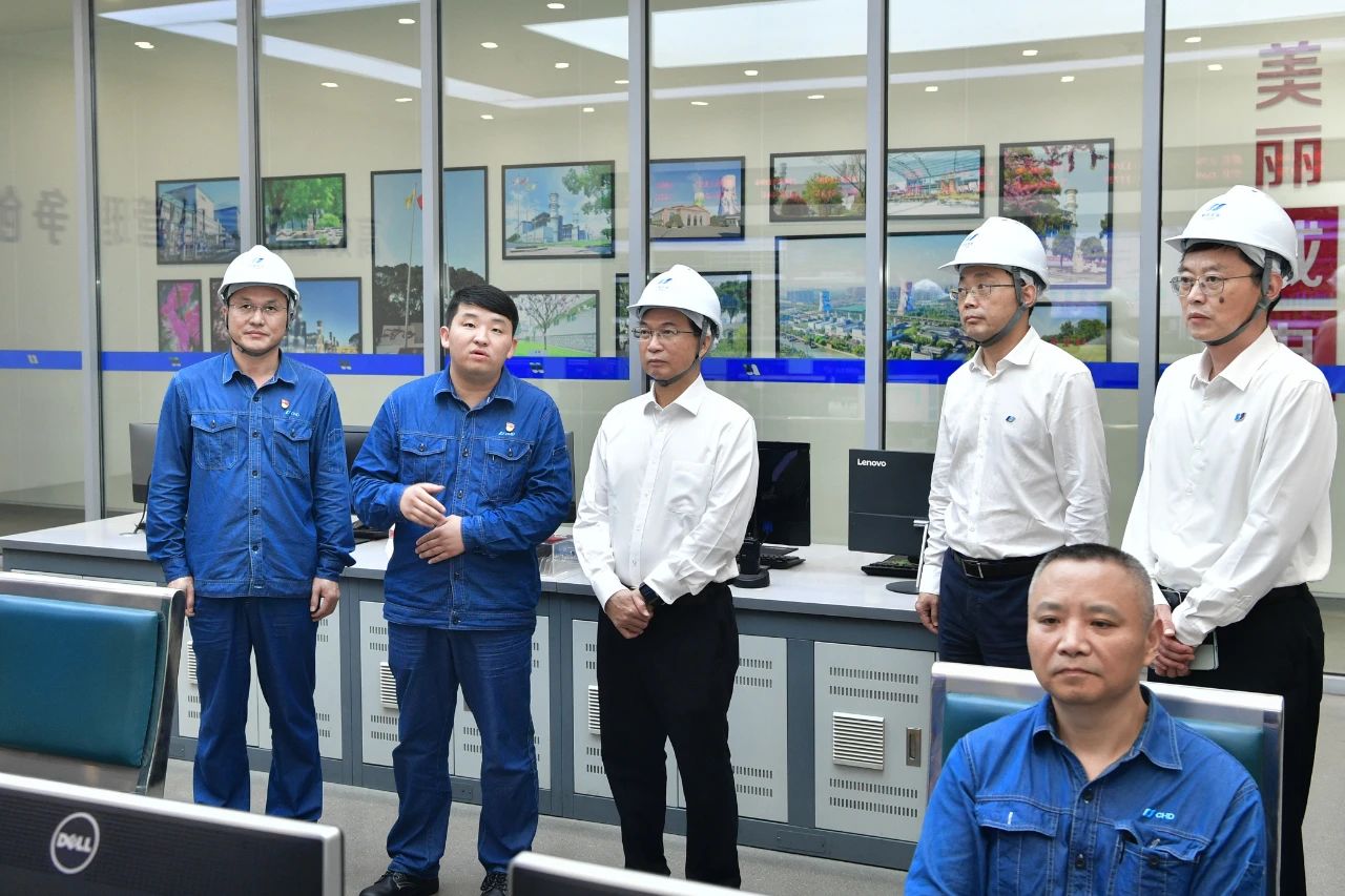 華電黨組書記、董事長江毅赴華電江蘇區(qū)域調(diào)研