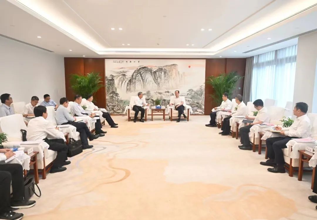 中國(guó)電建黨委書(shū)記、董事長(zhǎng)丁焰章會(huì)見(jiàn)南瑞集團(tuán)董事長(zhǎng)、黨委書(shū)記山社武