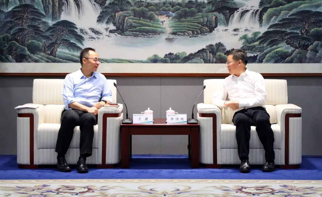 中國電氣裝備黨委書記、董事長李洪鳳會(huì)見銀河證券黨委書記、董事長王晟