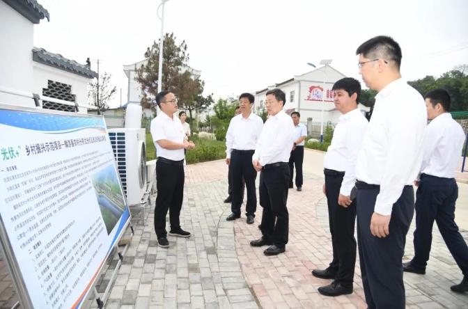 中國(guó)電氣裝備黨委書記、董事長(zhǎng)李洪鳳赴陜西省麟游縣調(diào)研定點(diǎn)幫扶工作