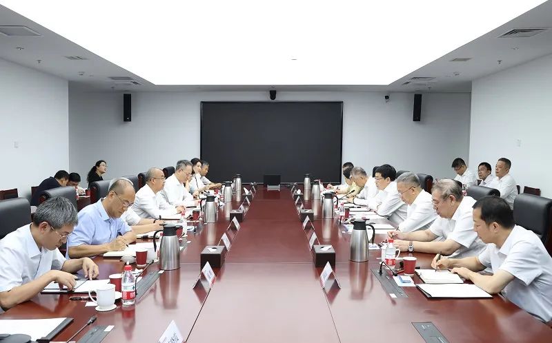 國家電網(wǎng)公司董事長(zhǎng)、黨組書記張智剛拜訪懷柔實(shí)驗(yàn)室并交流座談