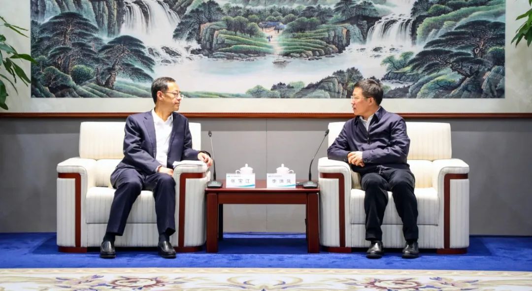中國電氣裝備黨委書記、董事長李洪鳳會(huì)見交通銀行黨委副書記、行長張寶江