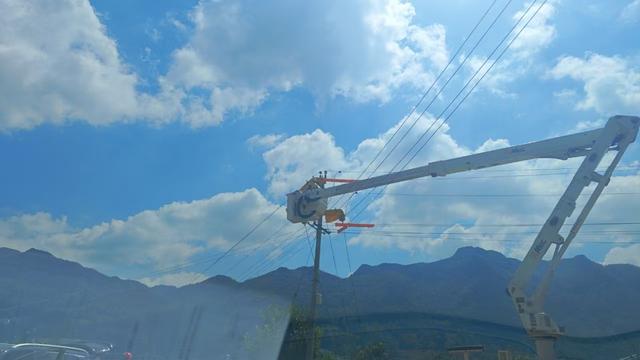 畢節(jié)市郊供電局成功投運(yùn)10千伏撒昌線，提升供電可靠性