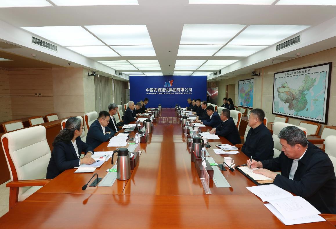 中國(guó)安能集團(tuán)黨委書(shū)記、董事長(zhǎng)陳奕輝與中國(guó)一重集團(tuán)黨委書(shū)記、董事長(zhǎng)徐鵬舉行工作會(huì)談