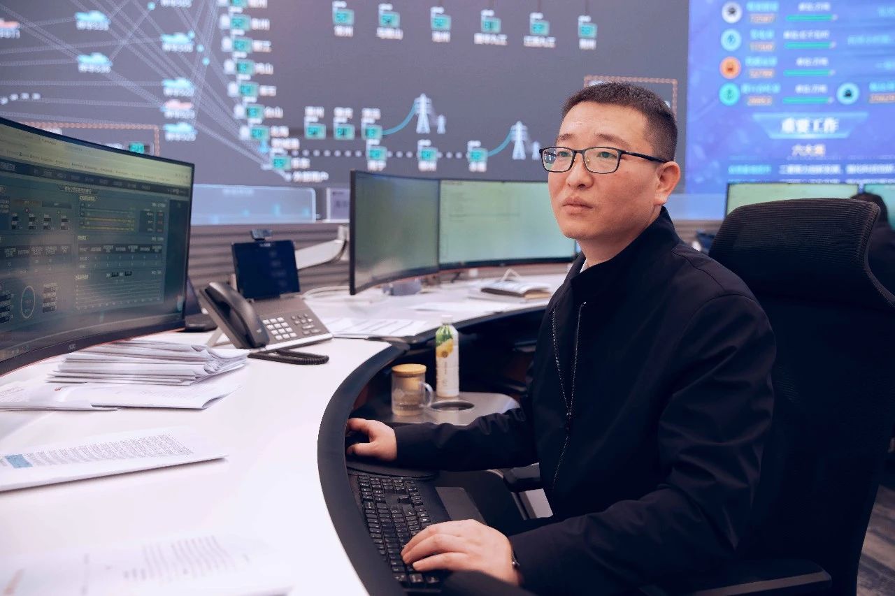 劉海峰：以創(chuàng)新融合 “戰(zhàn)略 + 運(yùn)營”，基石系統(tǒng)構(gòu)建者