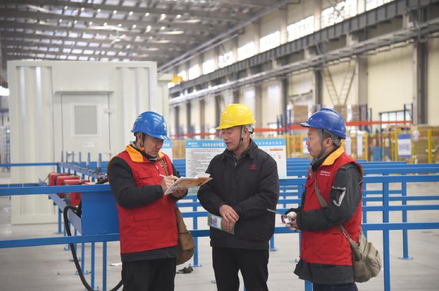 國(guó)網(wǎng)河南電力“滿格電”護(hù)航企業(yè)復(fù)工復(fù)產(chǎn)