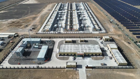 新疆哈密首個“全釩液流”獨(dú)立儲能電站并網(wǎng)