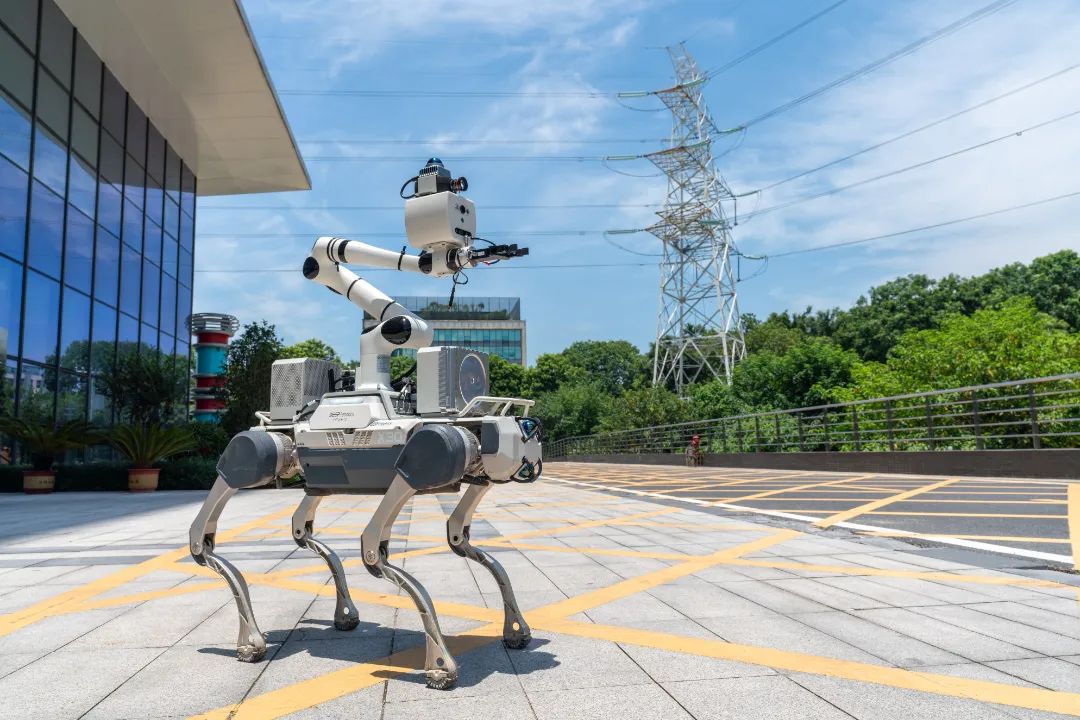 南方電網(wǎng)“海陸空”機器人護航十五運