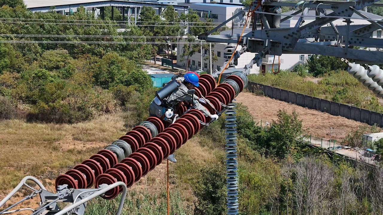 智賦荊楚電啟未來，國網(wǎng)湖北電力應(yīng)用人工智能賦能電網(wǎng)高質(zhì)量發(fā)展