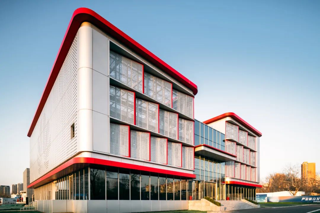 天津智算中心：打造AI算力高地，探索數(shù)字經(jīng)濟(jì)的“津門模式”